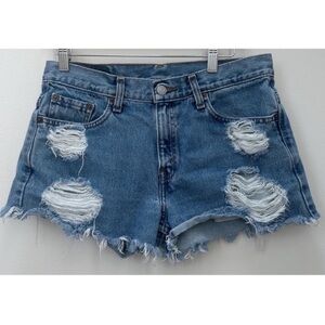 Vintage Levi’s Cutoff Distresses Shorts